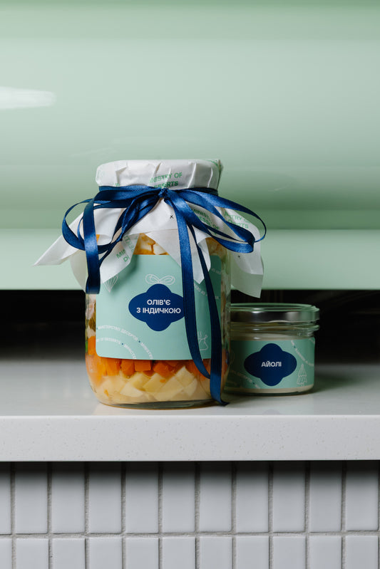 Салат Олів'є з індичкою